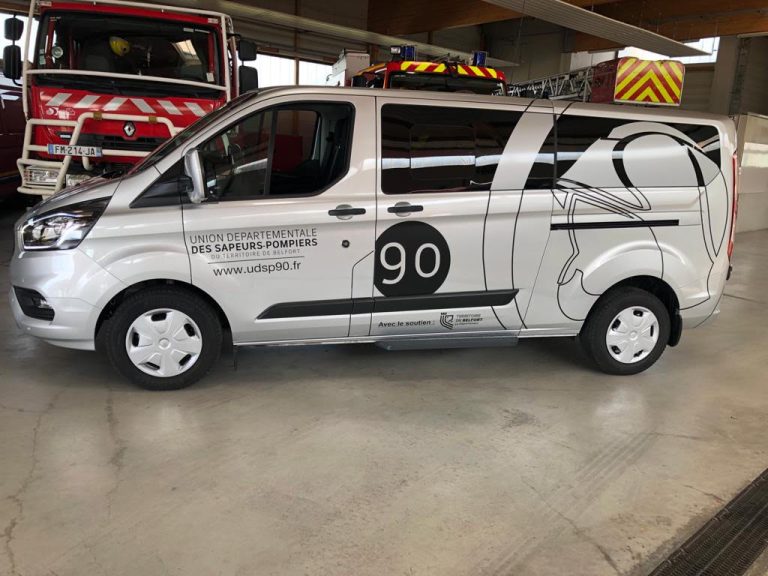 Minibus Ford Transit Custom